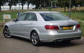 Mercedes-Benz E220