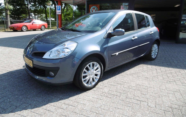 Renault clio 1.2 16V Collection